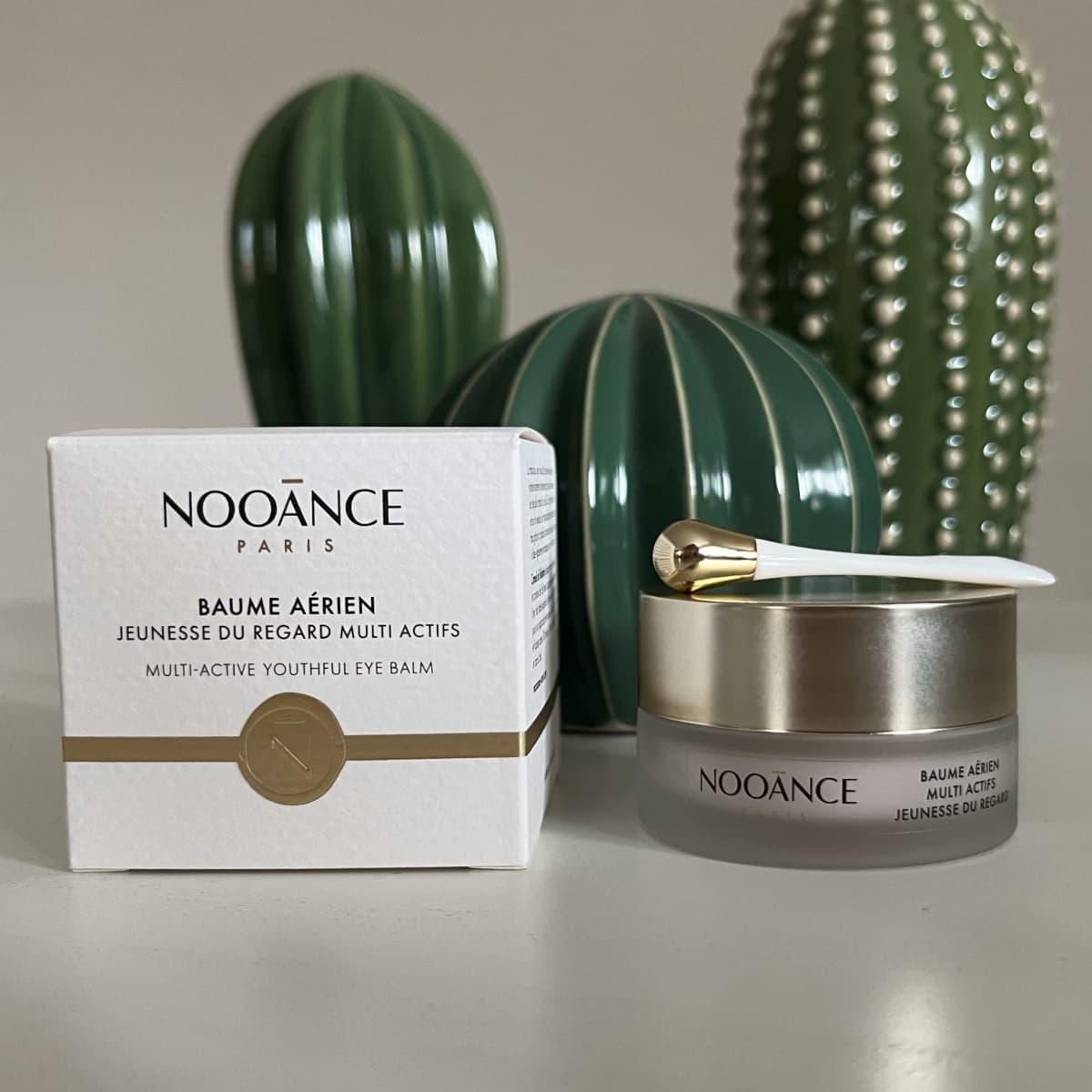 Mon avis sur les soins cosmétiques de Nooance : sérum, crème et baume 10 demonstration baume regard nooance 1