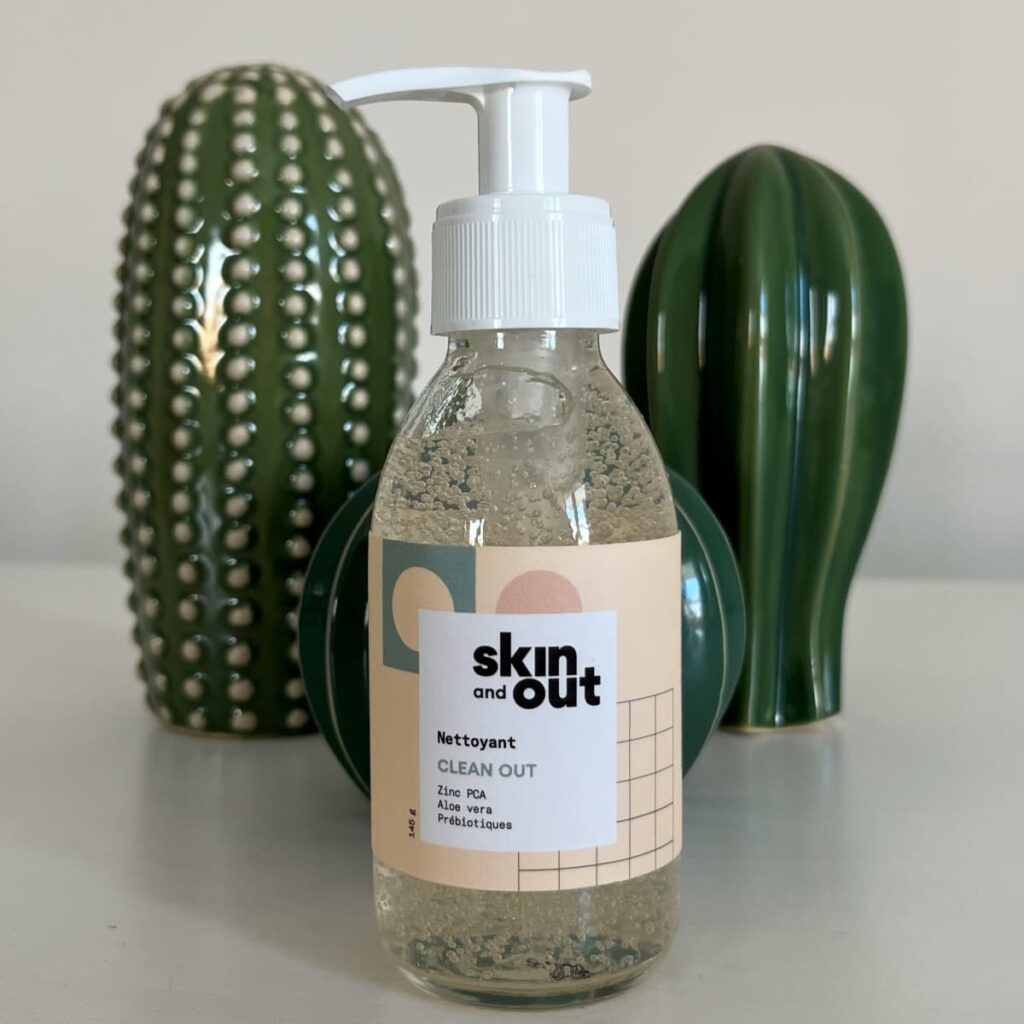 Glass Skin : les soins pour une peau lumineuse (avec explications) 3 nettoyant vue de face 1