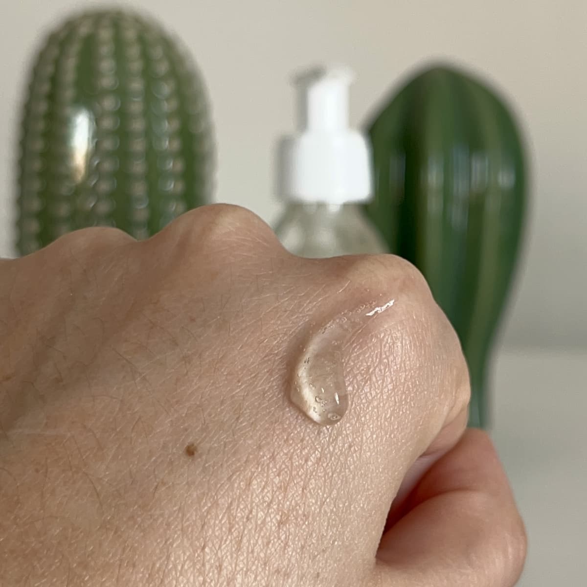 Mon avis sur Skin and Out Analyse et test complet des cosmétiques et compléments 9 rendu texture nettoyant 1