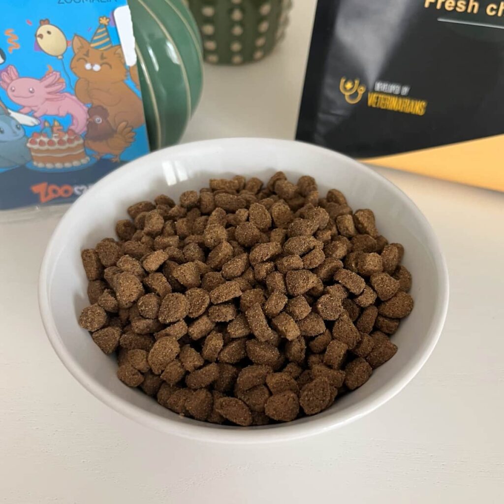 Avis sur Zoomalia : Mon expérience avec leur boutique et leurs croquettes 5 zoom taille croquette zoomalia 1