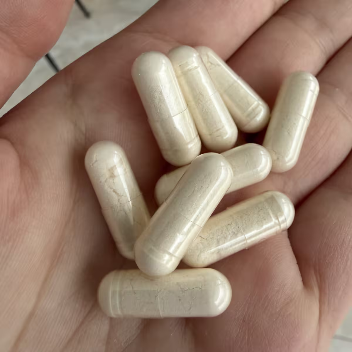 Avis sur Jolly Mama : test personnel et analyse des compositions 7 gelules interieur multi vitamines jolly mama