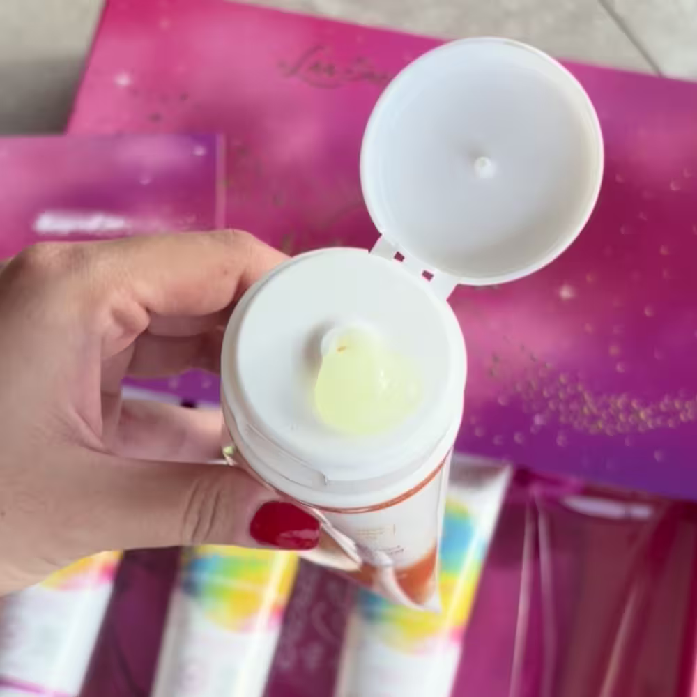 Mon avis sur Les Secrets de Loly : test d'une routine cheveux ondulés 13 texture gelee capillaire zoom