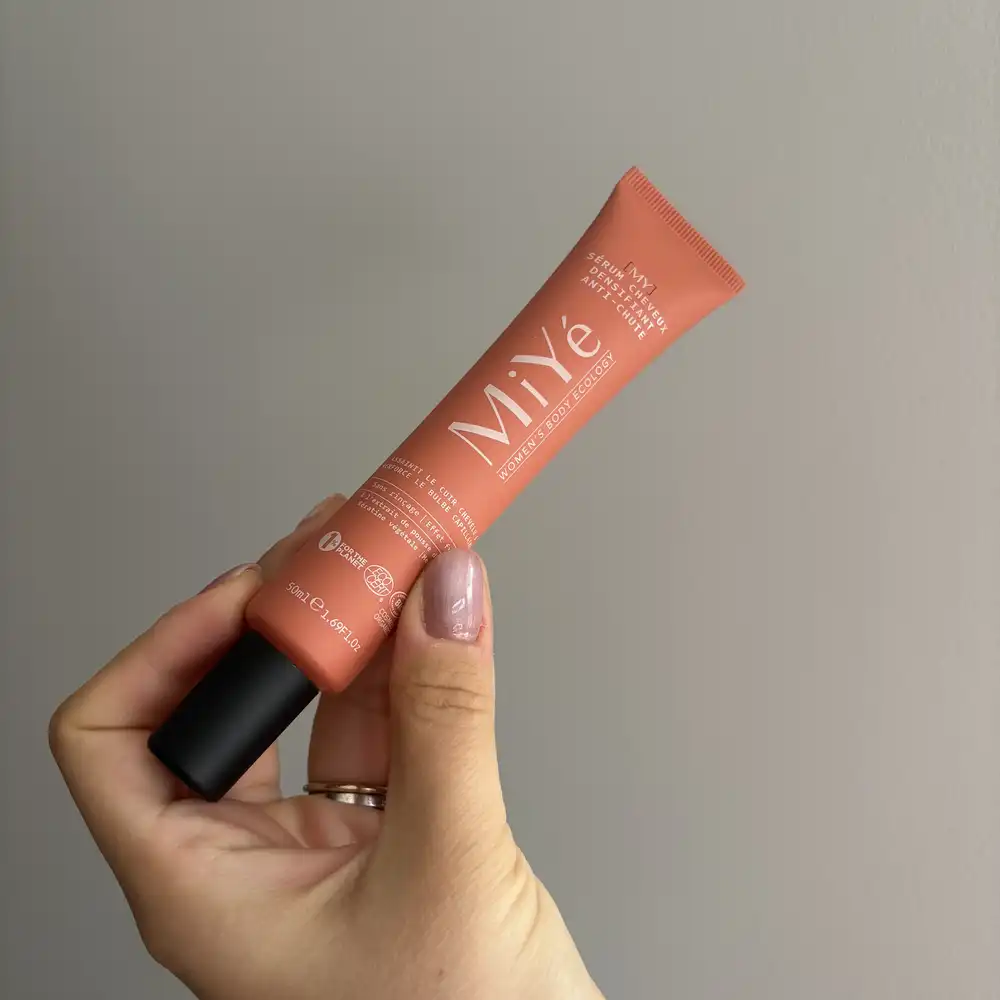 Mon avis sur les soins Miyé : compléments et soins pour femmes 11 serum cheveux anti chute miye lesavisdemilie lesavisdemilie
