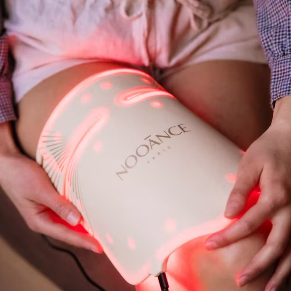 LED pour le cou et le décolleté : comment traiter les rides oubliées 11 masque led multifonction nooance usage cuisse