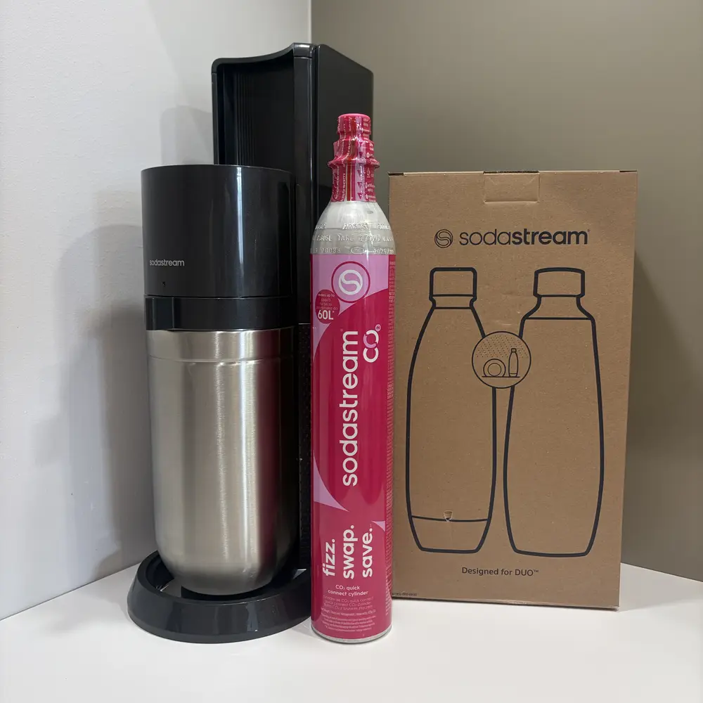 Mon avis sur Sodastream : revue et test de la machine Duo 2 rendu machine sodastream avec bouteille gaz lesavisdemilie