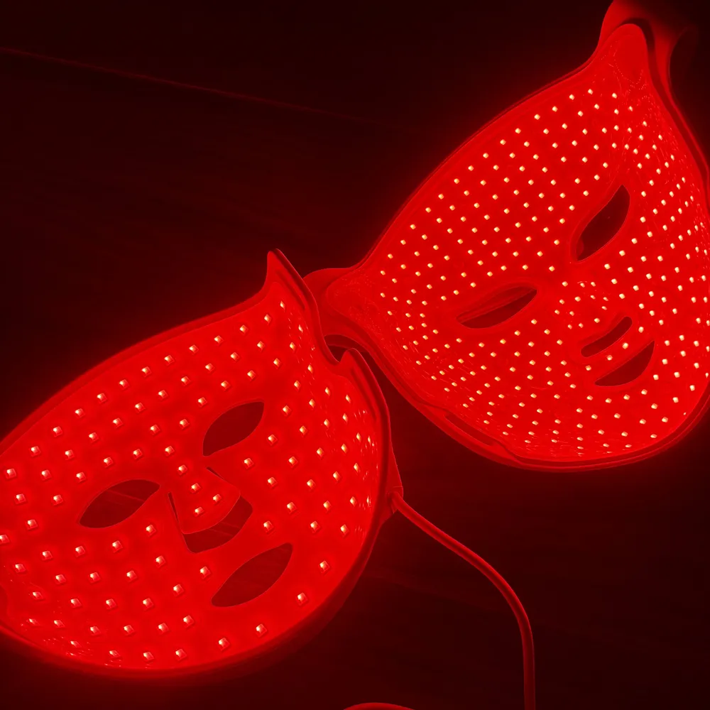 J'ai testé le masque LED Shark Cryoglow : mon avis avec analyse complète 12 comparatif couvrance masque led currentbody vs nooance lesavisdemilie