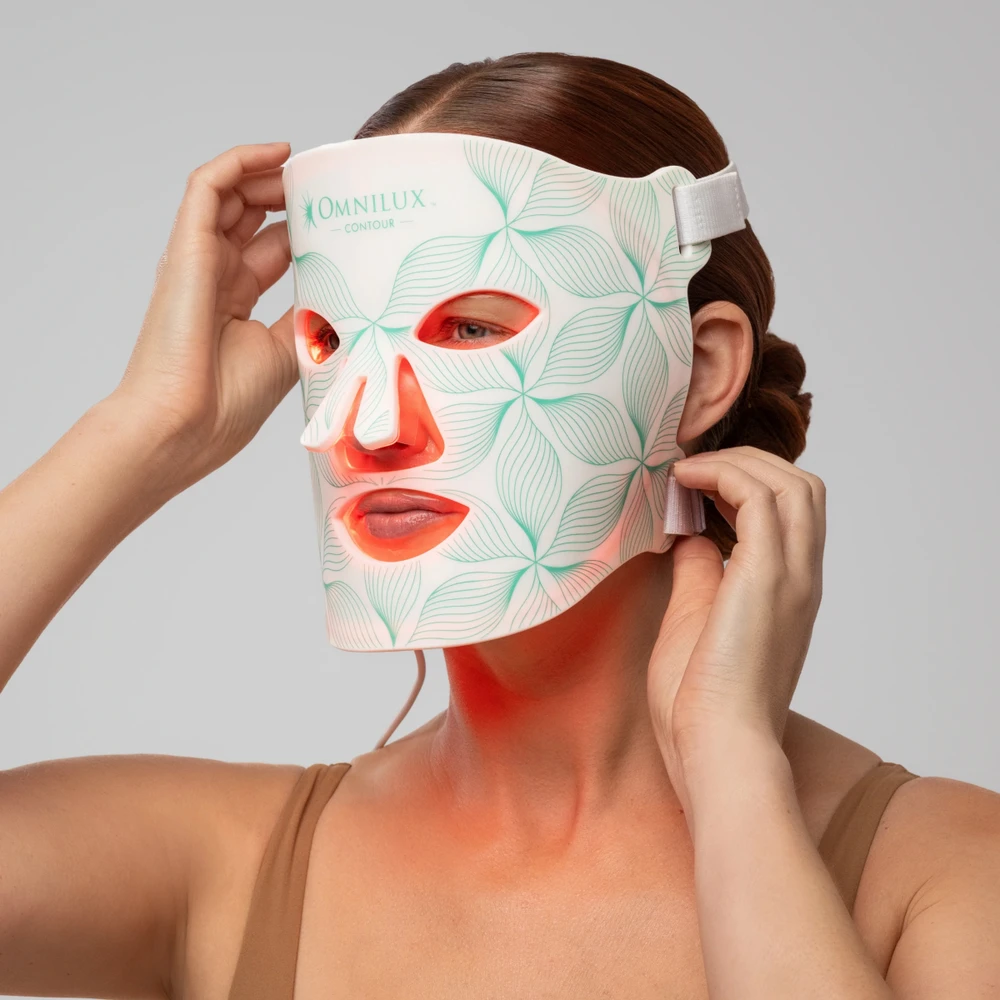 J'ai testé et analysé le masque LED Omnilux : mon avis honnête 7 omnilux masque led sur visage lesavisdemilie
