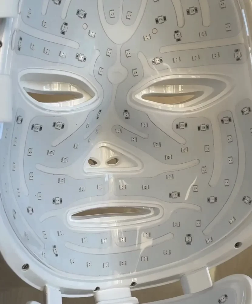 Masque LED MyBlend : Mon avis honnête et mitigé avec analyse complète 1 zoom led masque led myblend