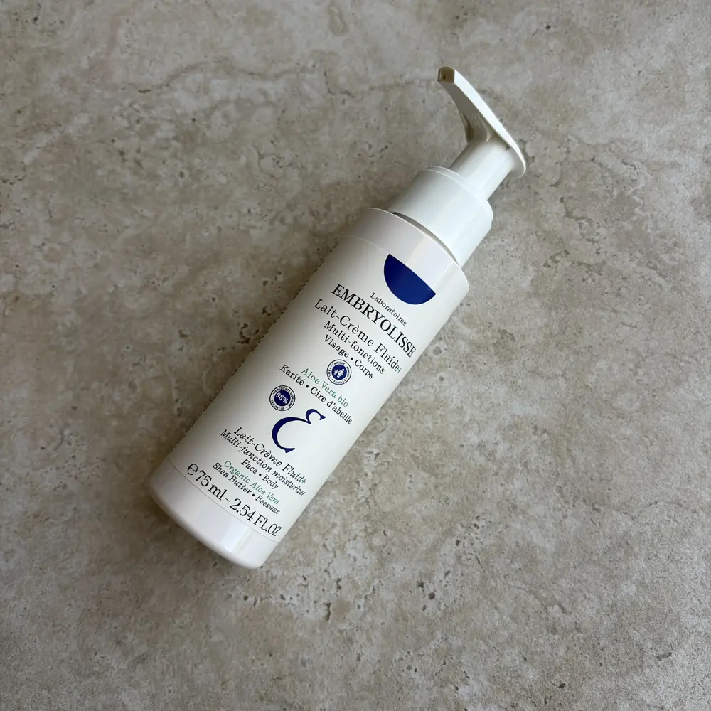 J'ai testé Embryolisse : mon avis honnête sur ces soins de pharmacie 3 flacon pompe creme lait embryolisse lesavisdemilie