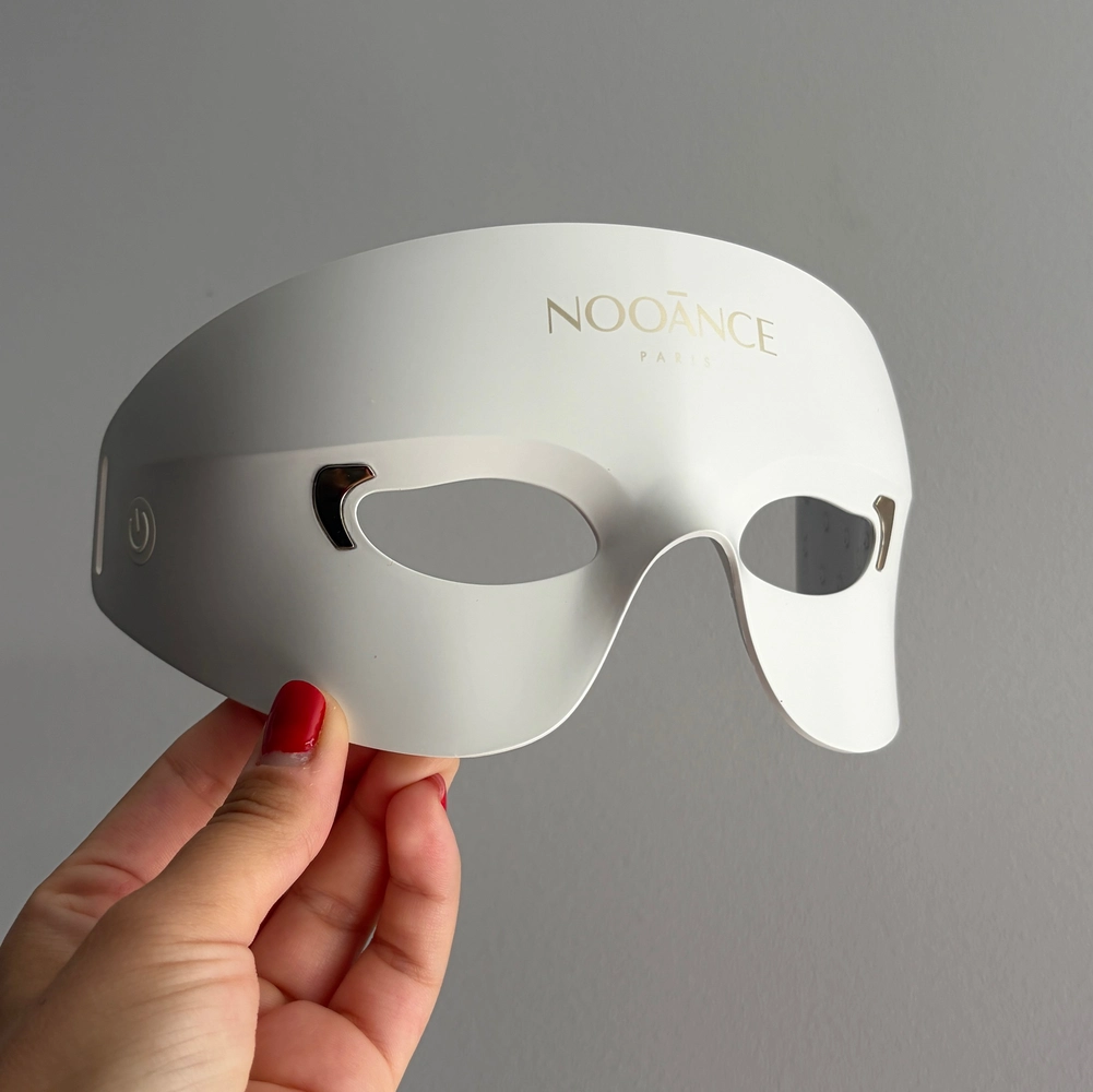 Avis masque LED yeux X200 Nooance : le format contour du regard vaut-il le coup ? 7 masque led yeux tenu facilement dans une maine lesavisdemilie