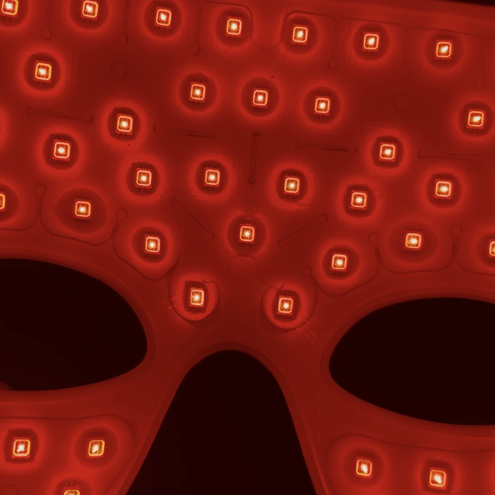 Avis masque LED yeux X200 Nooance : le format contour du regard vaut-il le coup ? 1 zoom nappe led masque yeux X200 nooance lesavisdemilie