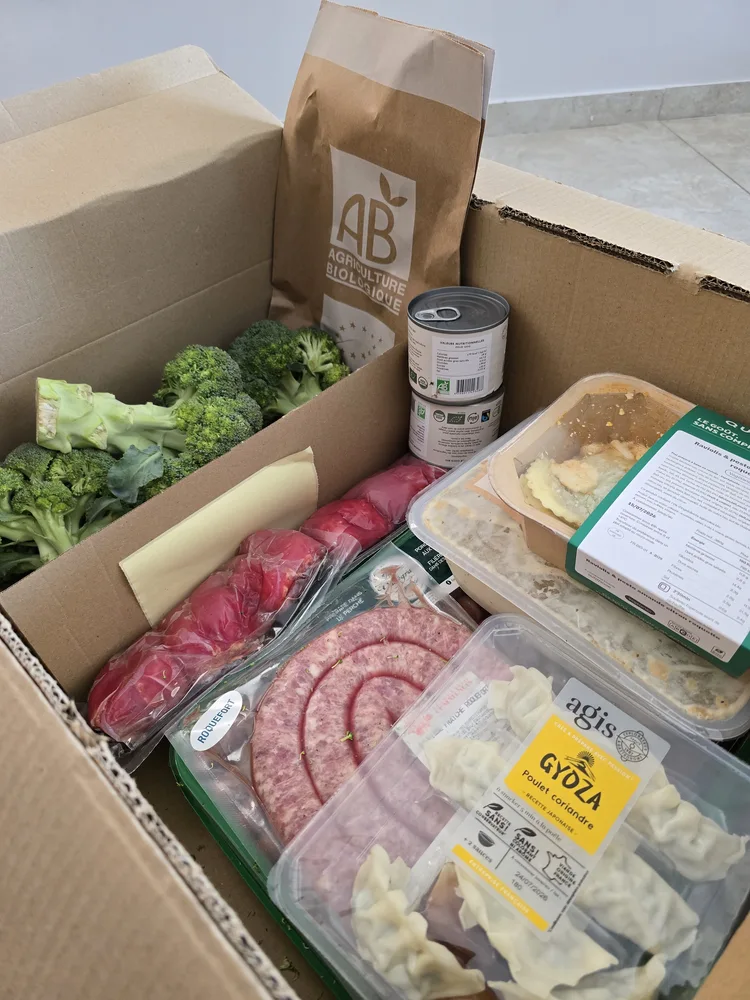 QuiToque ou Hellofresh ? Mon comparatif détaillé 5 interieur colis quitoque plats et rangement des ingredients