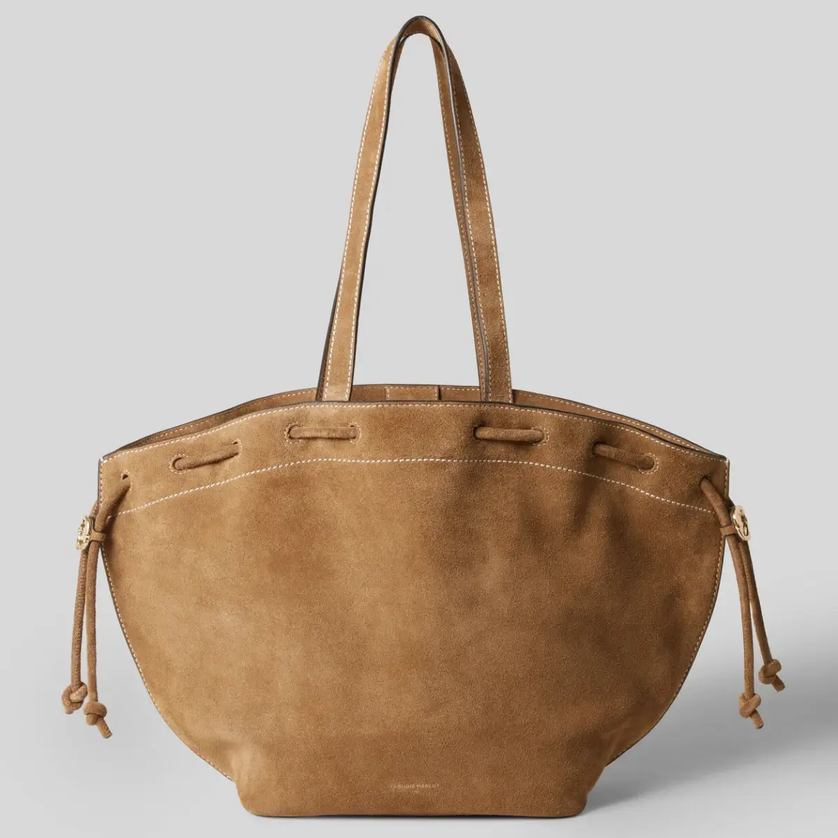 Sac à main en suède : comment l'entretenir et le porter avec style ? 2 sac cuir suede de la marque claudie pierlot