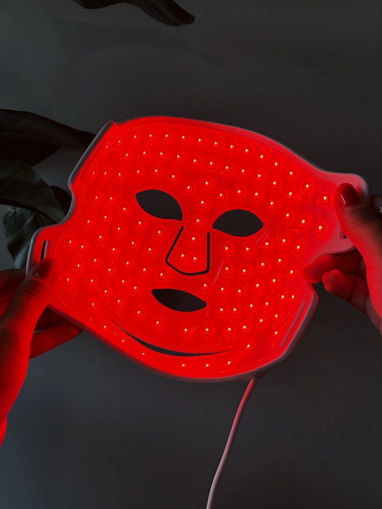 Mon avis sur le masque CurrentBody : test personnel avec revue des performances 9 demonstration puissance lumineuse et couvrance currentbody series 2 moyenne