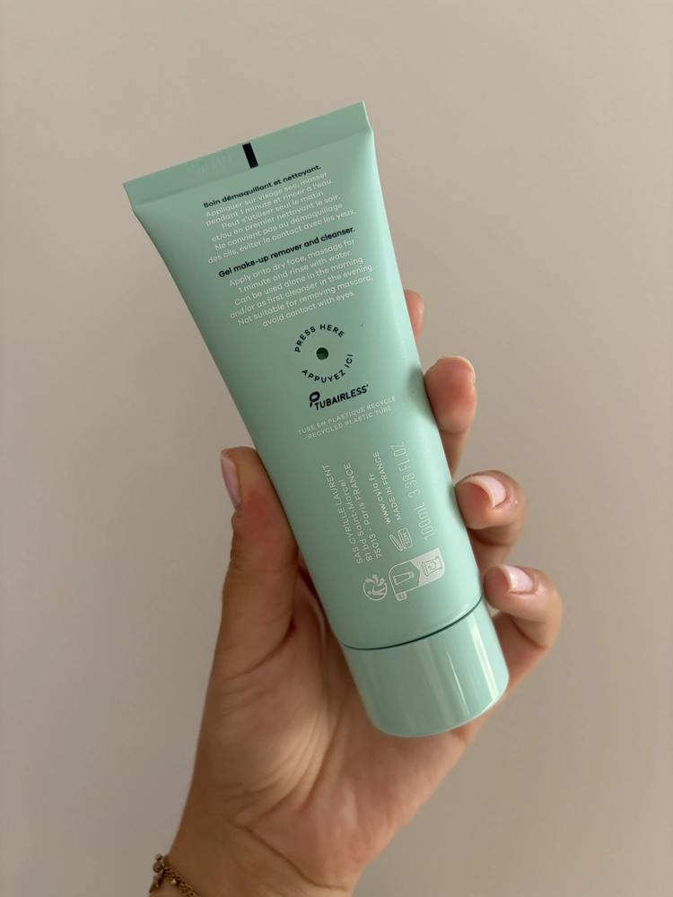 J'ai testé CYLA de Cyrille Laurent : mon avis honnête sur les produits 5 gel demaquillant cyla photo derriere