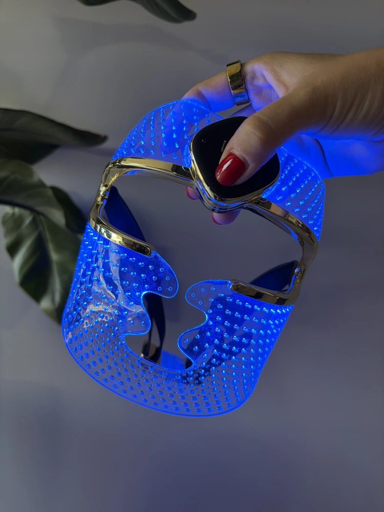 Mon avis sur le masque LED de Foreo : joli design, peu de puissance 10 masque led foreo mode bleu
