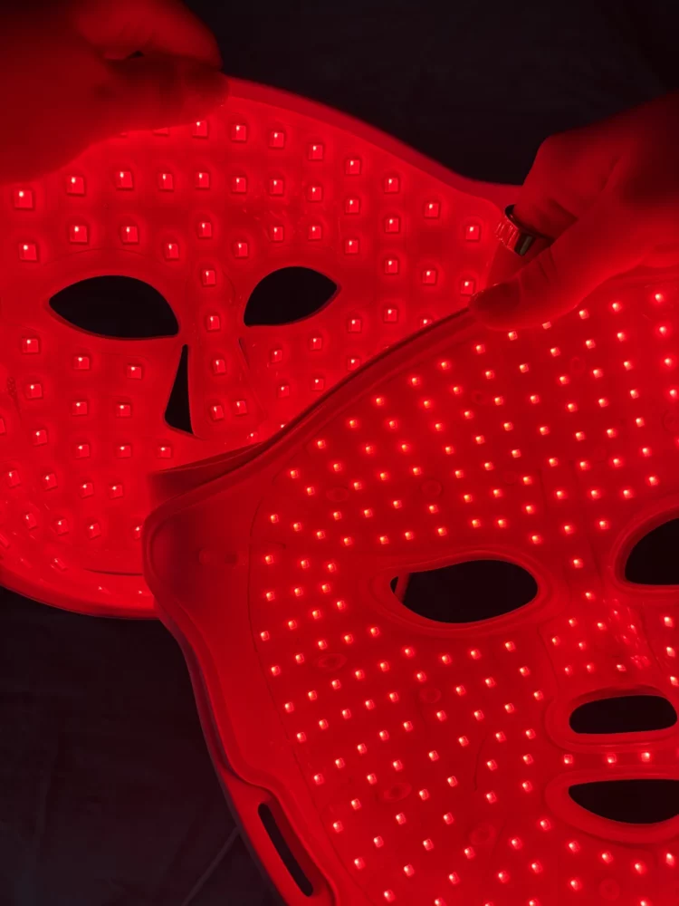 Nooance Elite X600 VS Currentbody Series 3 : J'ai testé et comparé les deux masques LED les plus récents 2 comparatif densite led masque currentbody series 3 et nooance elite X600
