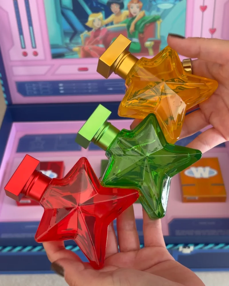 Martine Cosmetics x Totally Spies : mon avis sur la mallette Ultimate Spy Kit après le crash test 6 parfums totally spies malette martine cosmetics