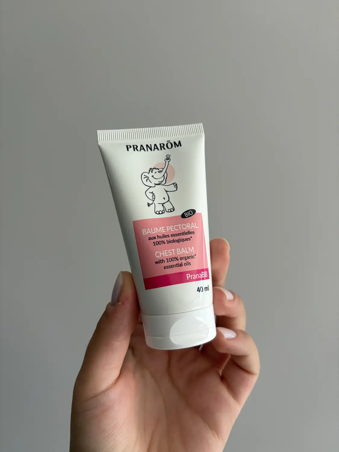 J'ai testé Pranarom : mon avis sur les remèdes naturels et baume pour bébé 11 Tube de baume pectoral bébé bio Pranarom PranaBB 40 ml